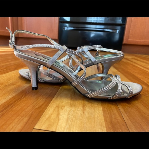 nina special occasion shoes